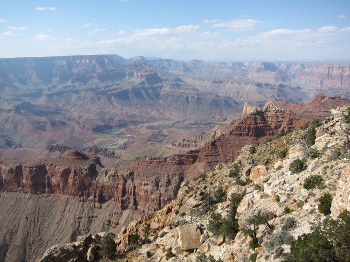 Then we came to Yaki Point to stroll around a bit and stayed for a sunset. 