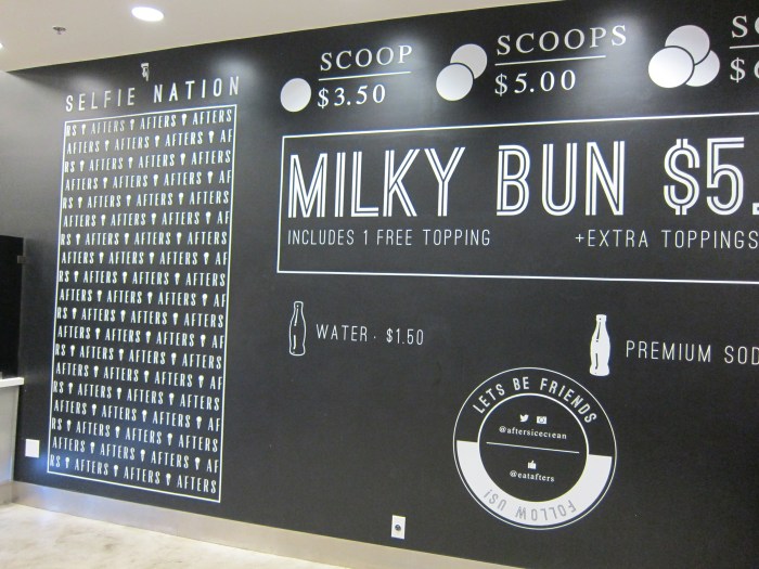 Then of course, our 2nd dessert. Afters. They've got some amazing ice cream flavors like Cookie Monster which is just like the blue he is. Jasmine green milk tea which tastes exactly like it should. Milky buns though, OMG! Basically a donut, stuffed with some ice cream!