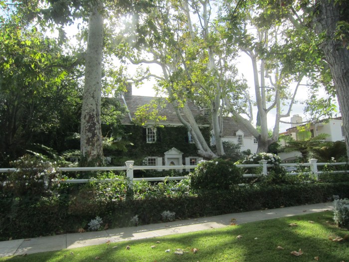 This house was amazing. Cottage feel and look with vines growing all over it.